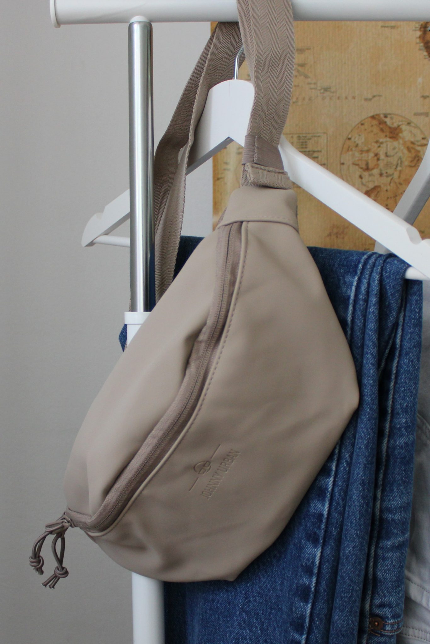 Autumn Capsule Wardrobe for AW 22/23 – The Introvert Edit